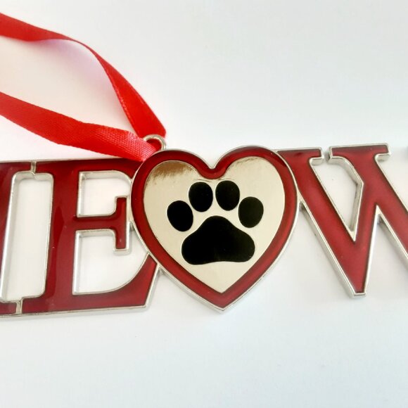 "MEOW" Cat Christmas Metal Ornament. Paw In Heart Design - Picture 2 of 3